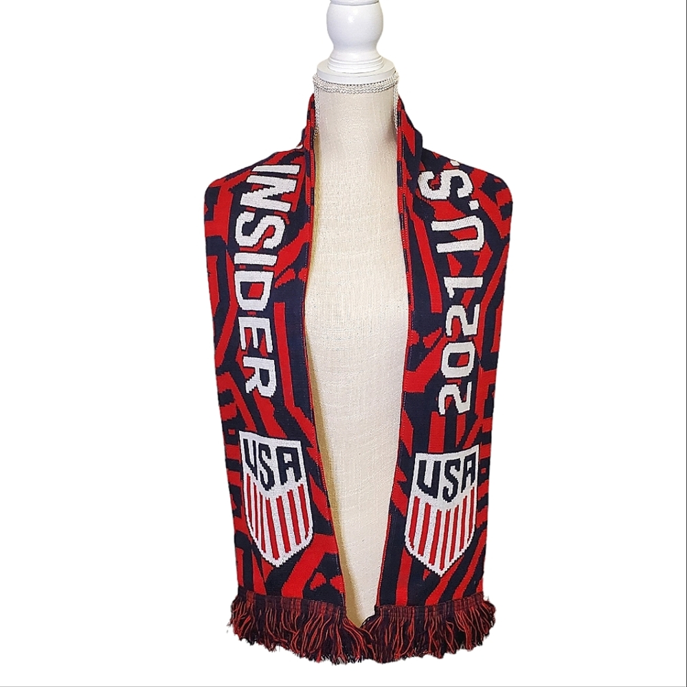 RUFFNECK | 2021 U.S.A Soccer Insider fan scarf.